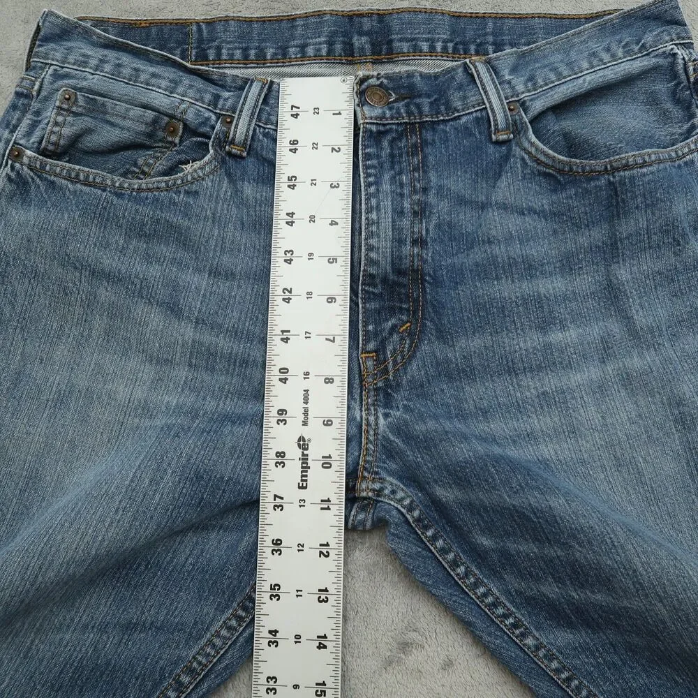 Levi's Jeans Mens Size 36x30 Blue 559 Relaxed Straight Medium Stone Wash
